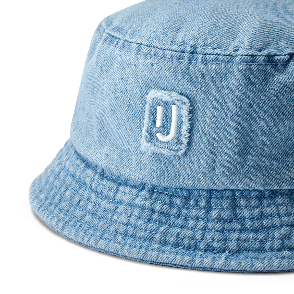 Denim Bucket Hat 'Bob' mit gesticktem 'JU'-Logo vorne