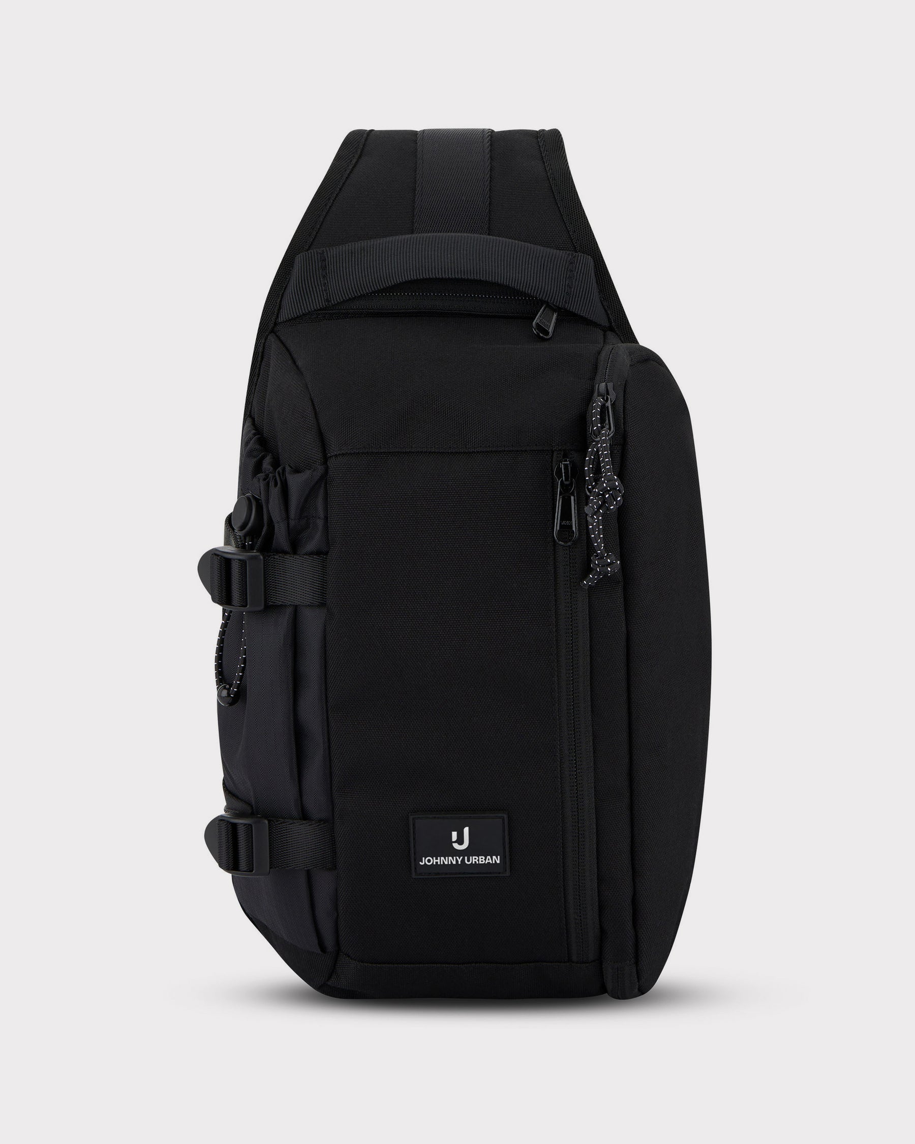 Schwarze Sling Bag 'Charlie' von Johnny Urban mit mehreren Reißverschlusstaschen und verstellbaren Riemen