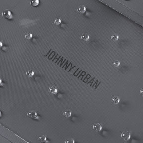 Wasserdichte Dry Bag 'Alfie' von Johnny Urban mit Wasserperlen auf der Oberfläche