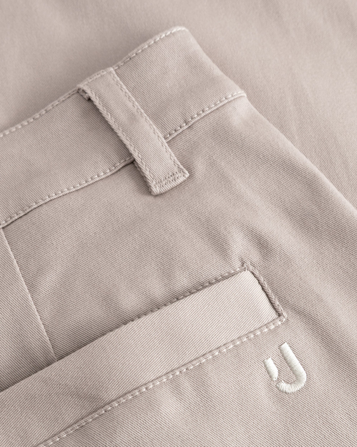 Relaxed Chino Hose "Ari"