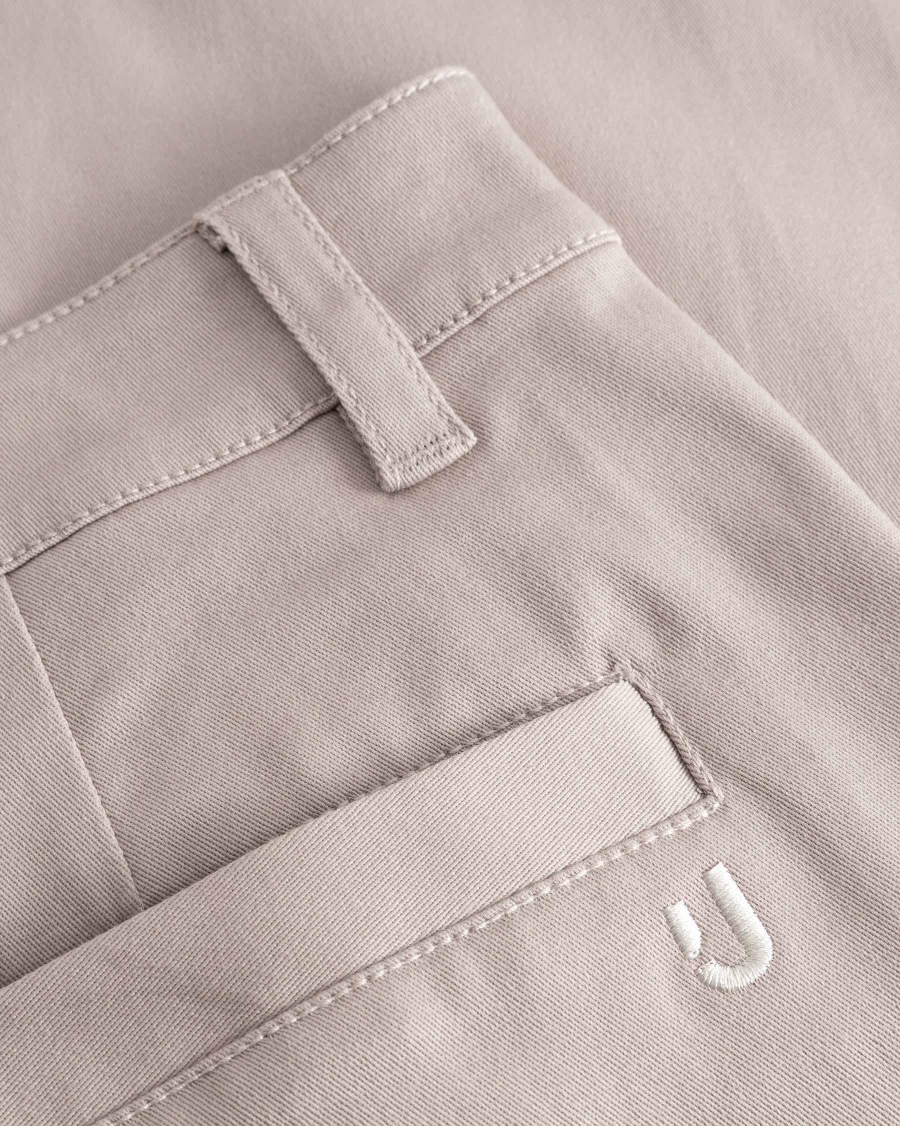 Relaxed chino pants "Ari"
