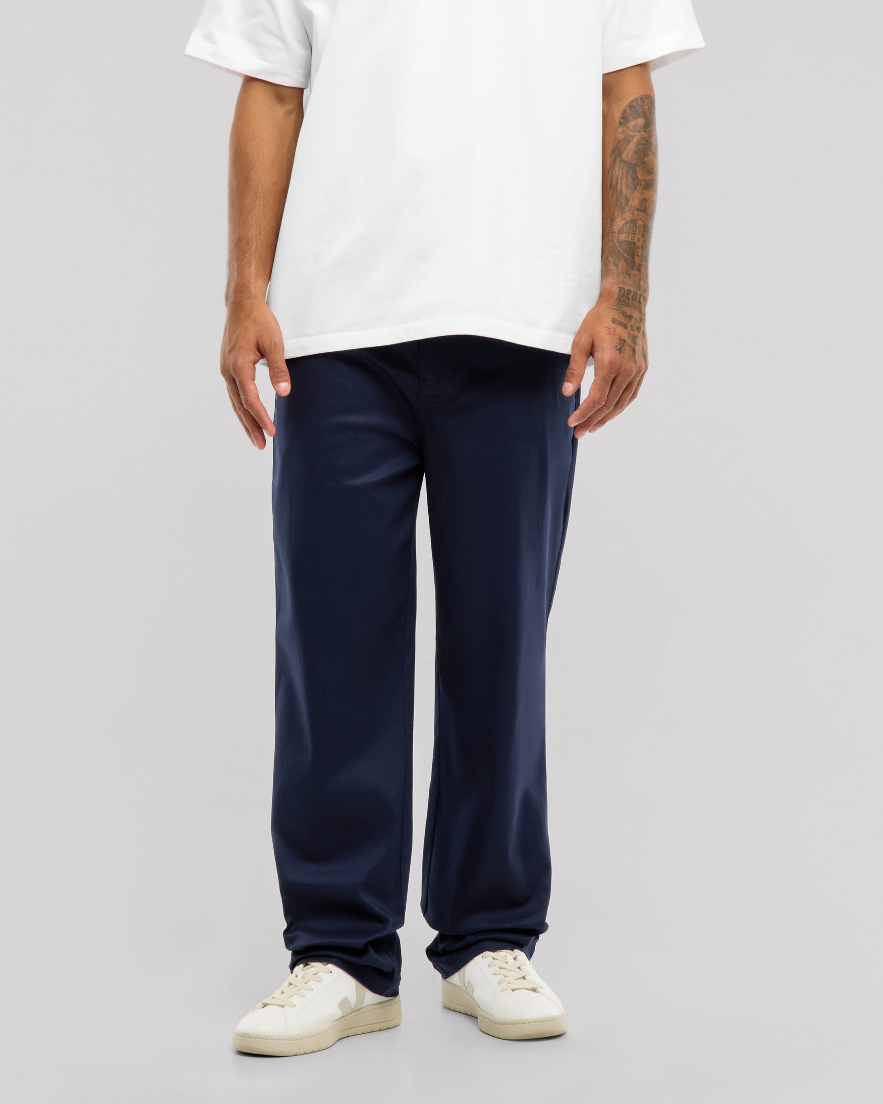 Relaxed chino pants "Ari"