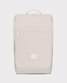 Beiger Business-Rucksack 'Jasper' von Johnny Urban in rechteckiger Form mit Tragegriff oben