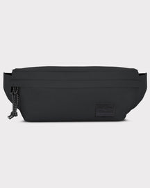 Schwarze Bauchtasche 'Tom' von Johnny Urban mit zwei Reißverschlüssen und Logo-Patch vorne