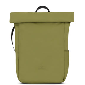 Johnny Urban Rolltop Rucksack Henry in olivgrün mit schlichtem Design und schwarzem Tragegriff