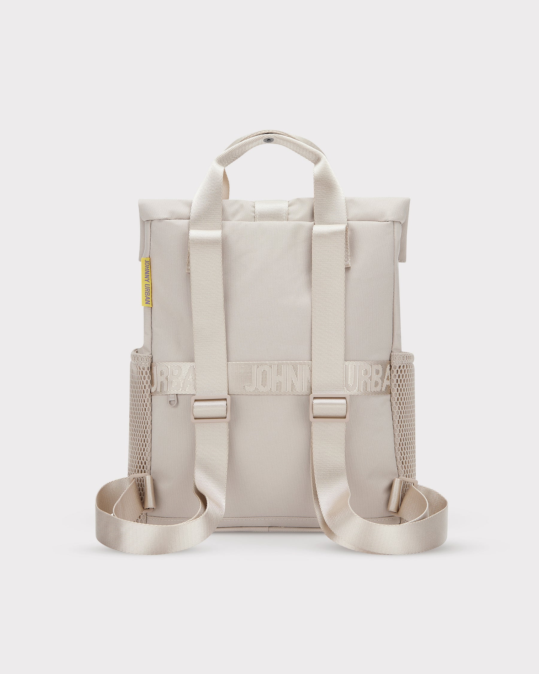 Beiger Rucksack 'Jules' von Johnny Urban mit verstellbaren Trägern und seitlichen Netztaschen