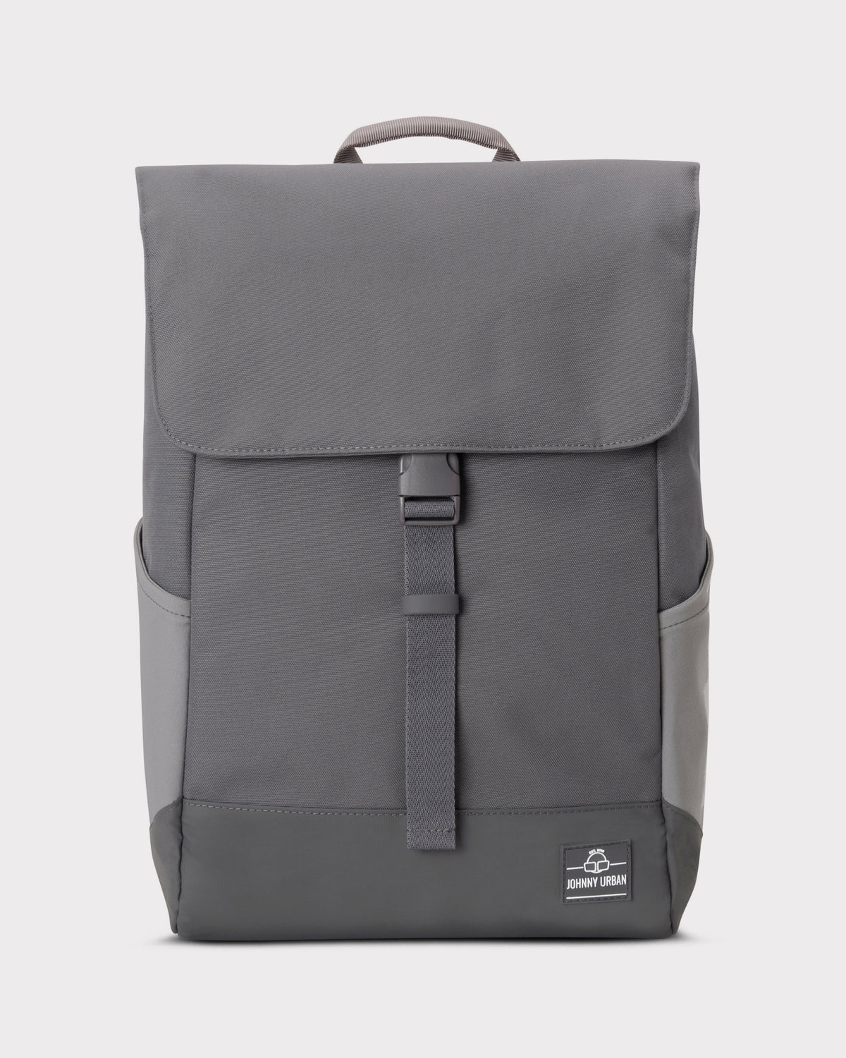 Dunkelgrauer Tagesrucksack 'Mika' von Johnny Urban mit Klappe und Verschlussriemen
